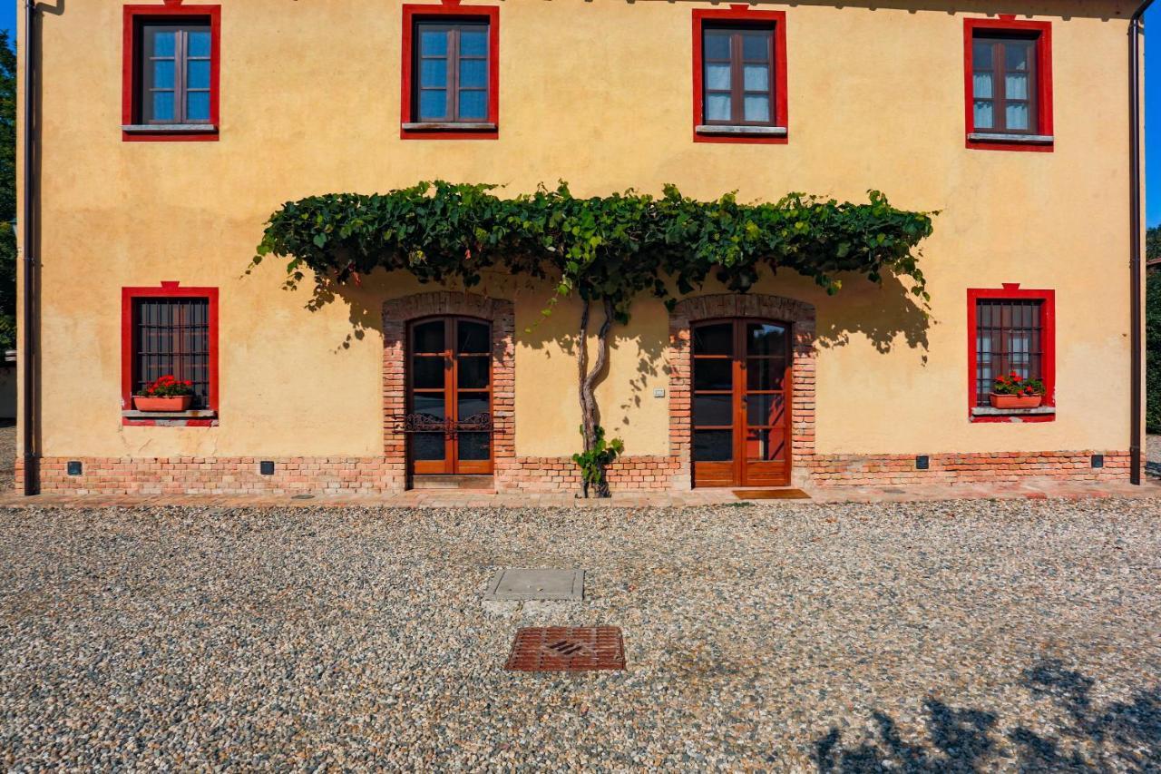 Agriturismo Le Corti Della Gualdana فوغيرا المظهر الخارجي الصورة