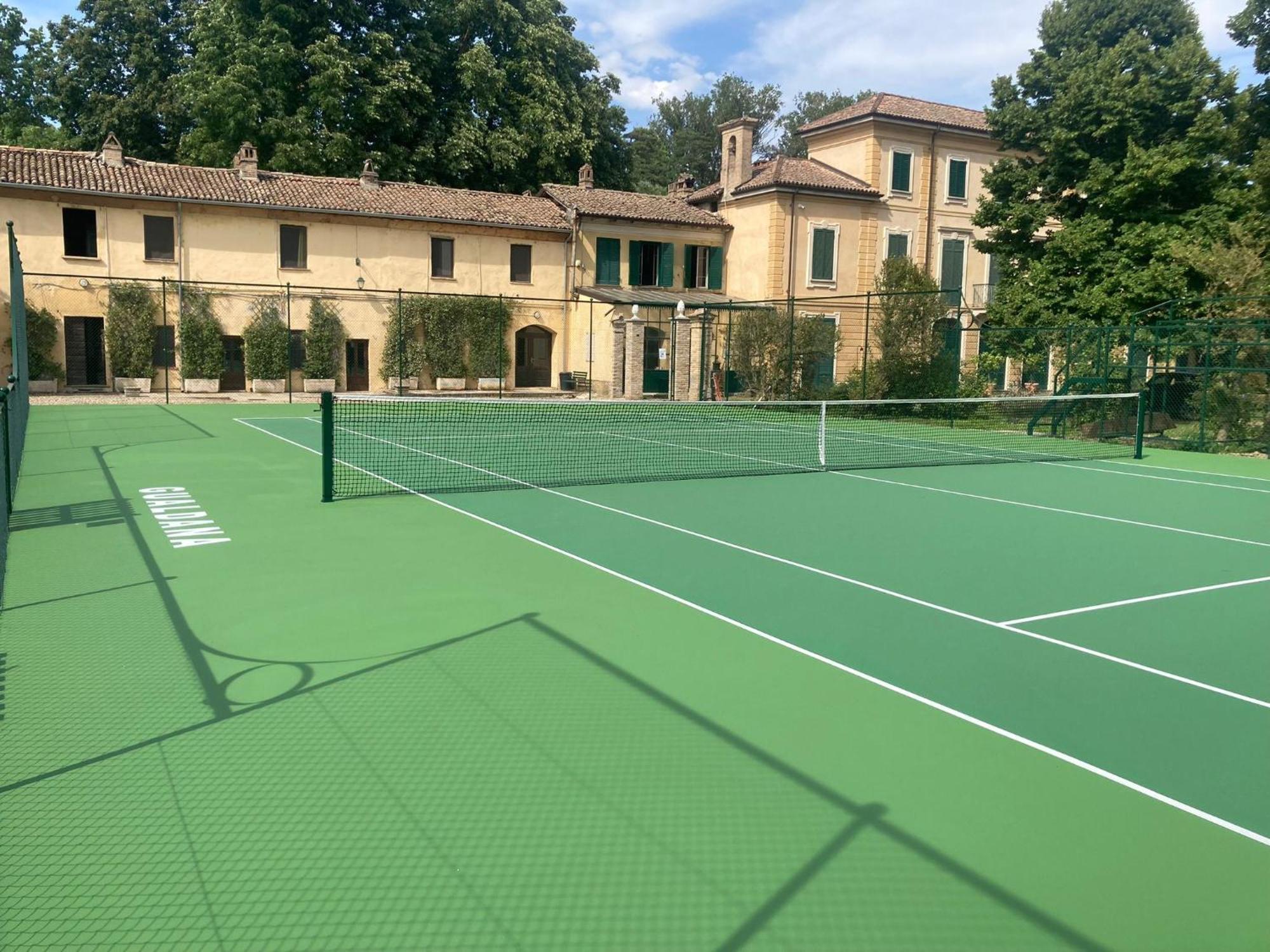 Agriturismo Le Corti Della Gualdana فوغيرا المظهر الخارجي الصورة